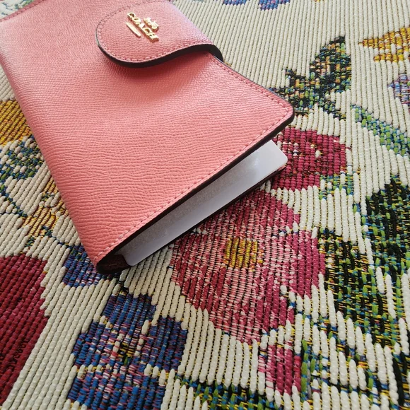 Coach Leather Tech Wristlet Wallet Pink Lemonade Women's NWT - Picture 7 of 12